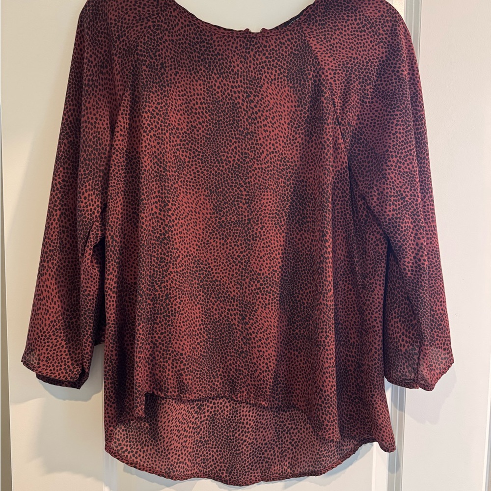 Women's Red and Black Top